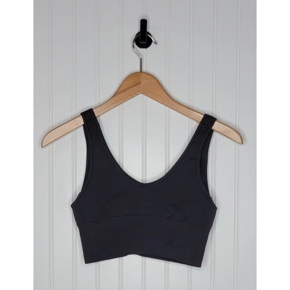 Nike Seamless Light Impact Sports Bra Black Women's Size Medium Removable Pads